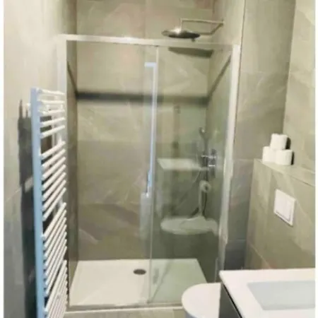 In Center With Terrace&parking-cd4 Appartement *