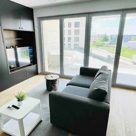 Appartement In Center With Terrace&parking-cd4 *