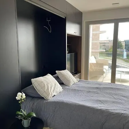In Center With Terrace&parking-cd4 Appartement